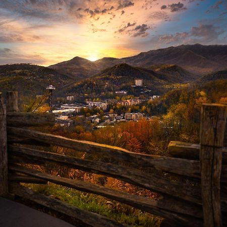 Four Bears Den Villa Gatlinburg Buitenkant foto